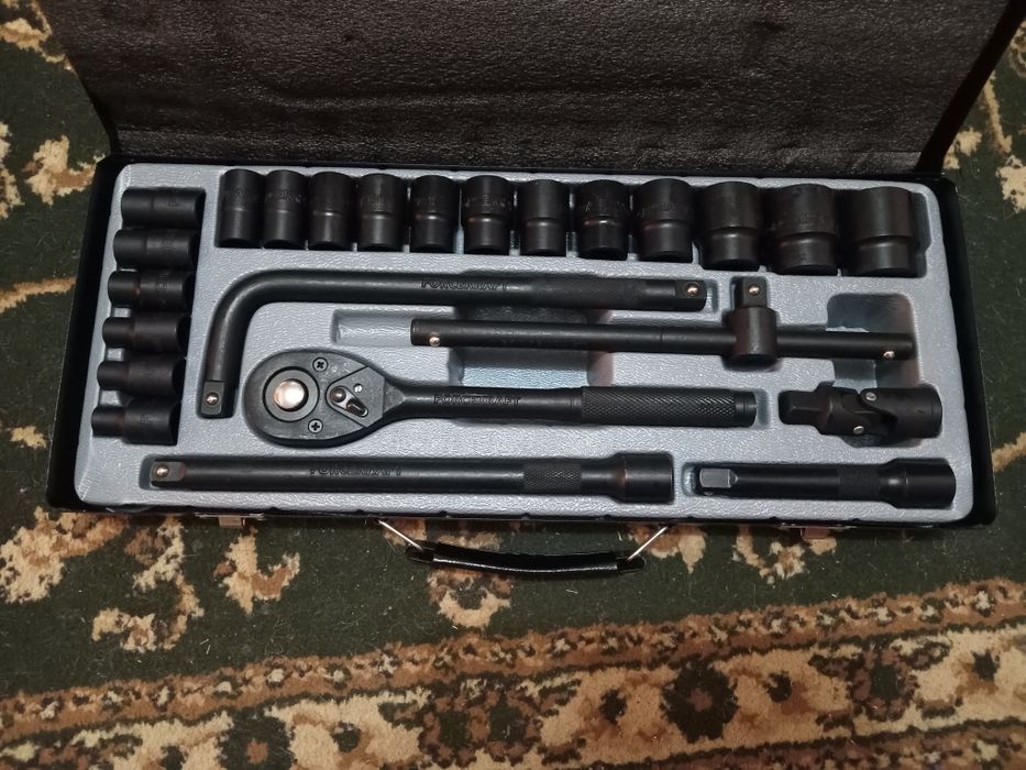 Набор инструментов для машины