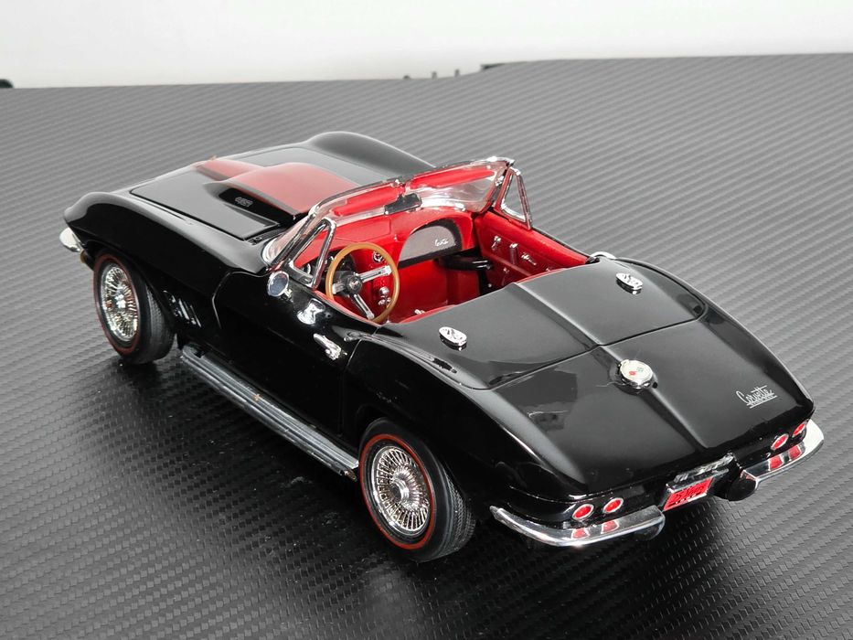 Macheta Auto 1/18 ERTL Chevrolet Corvette 1967