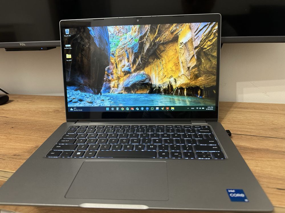 Laptop intel i5 gen 13 1335 u dell 13'' inch touchscreen tableta pc