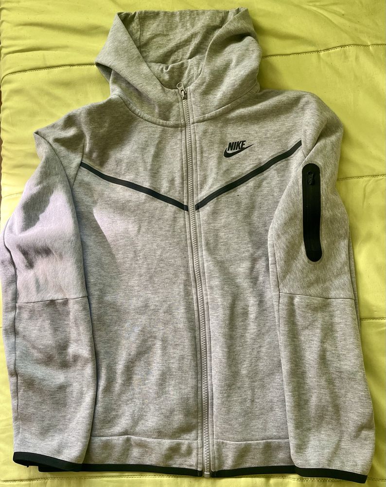 Nike tech fleece
