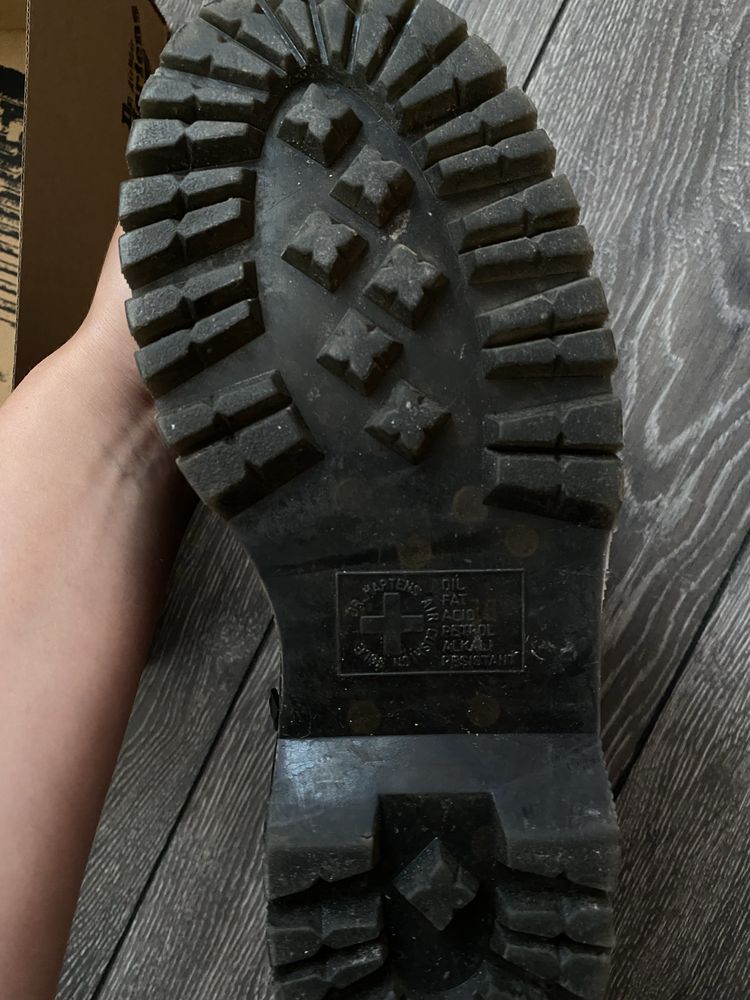Bocanci Dr. Martens