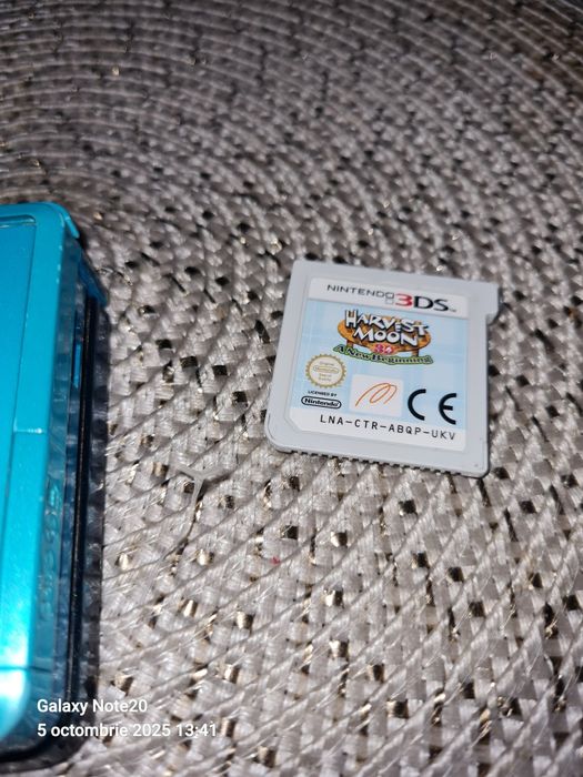 Nintendo 3ds impecabil ca nou cu husa