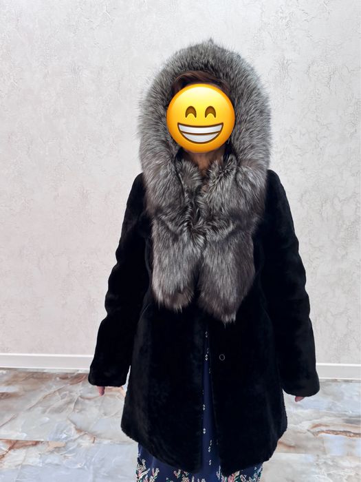 Продам шубу мутон с капюшом в отлично состоянии