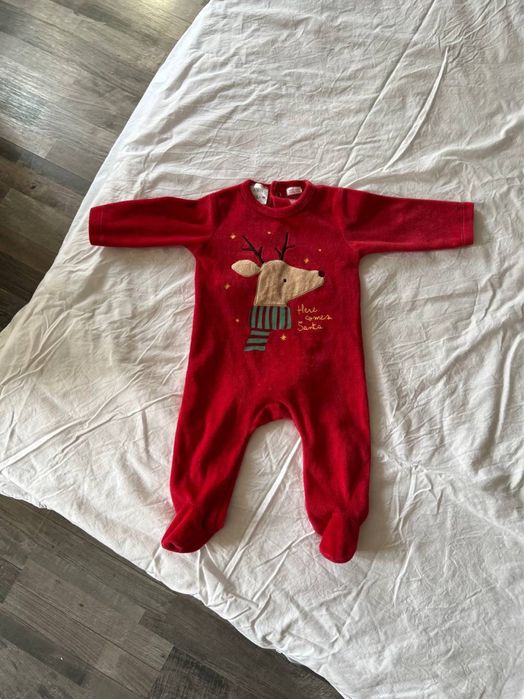 Продам на Новый год слип комбинезон для малыша