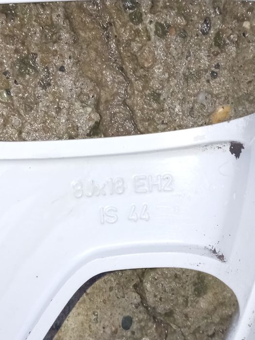 Jante aliaj Bmw x3 e83 m pachet in doua latimi,echipate cu anveloape