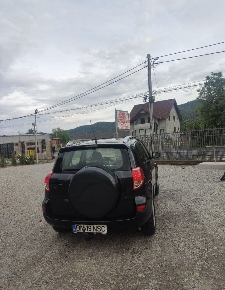Toyota rav4  motort 2200 ,130cp