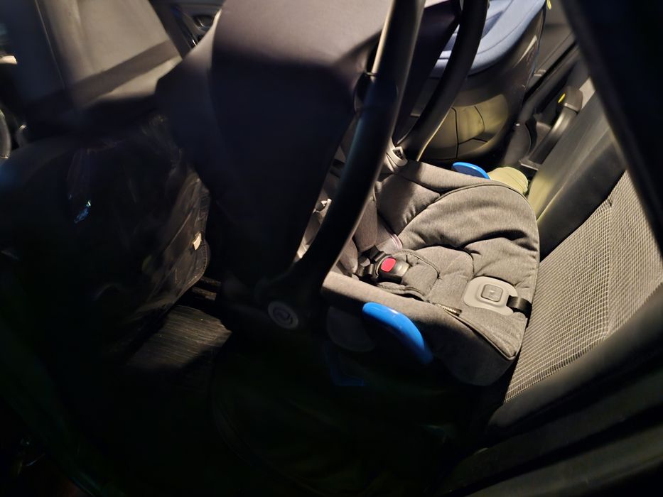 Столче за кола с платформа с изофикс