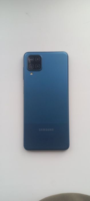Samsung a12.         .