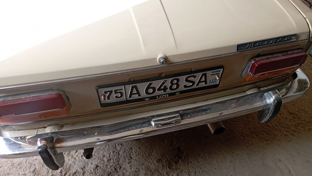 Mashina sotiladi vaz 2103