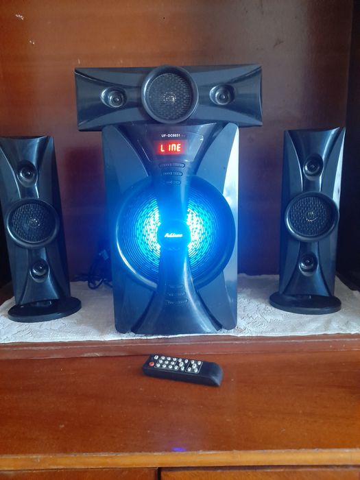 TV Samsung și sistem audio