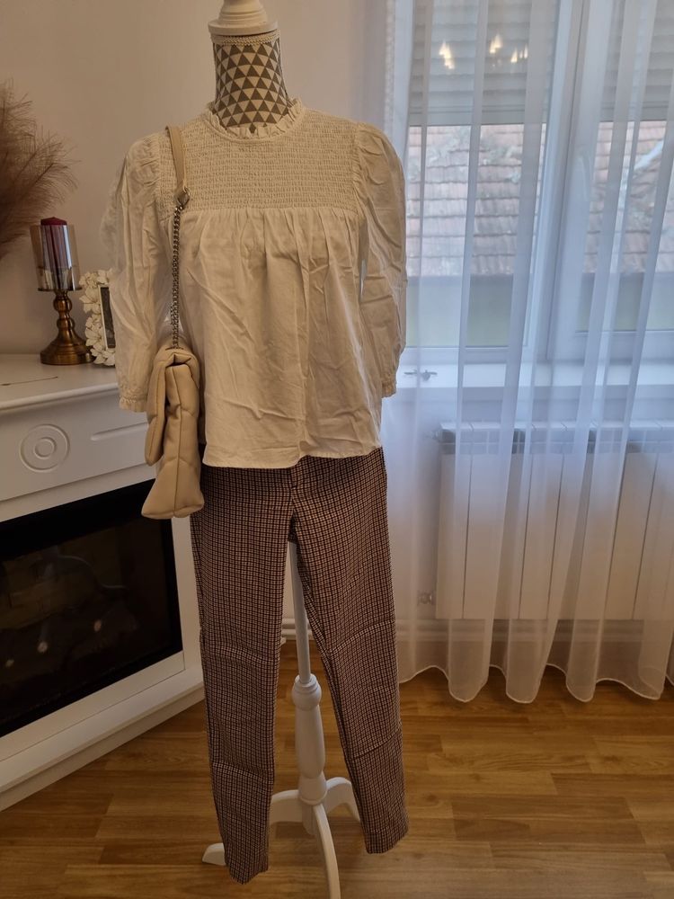 Pantaloni Zara + bluza H&M (ambele mar.S)