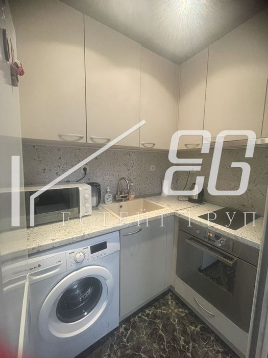 Дава се под наем Двустаен апартамент в Варна, Гръцка махала - 50 кв.м за 433.5 € - Снимка #2