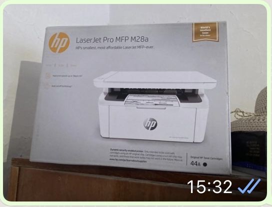 Продаю принтер б/у  HP m28w