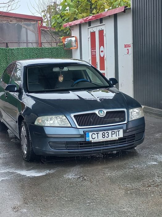 Vând Skoda Octavia 2