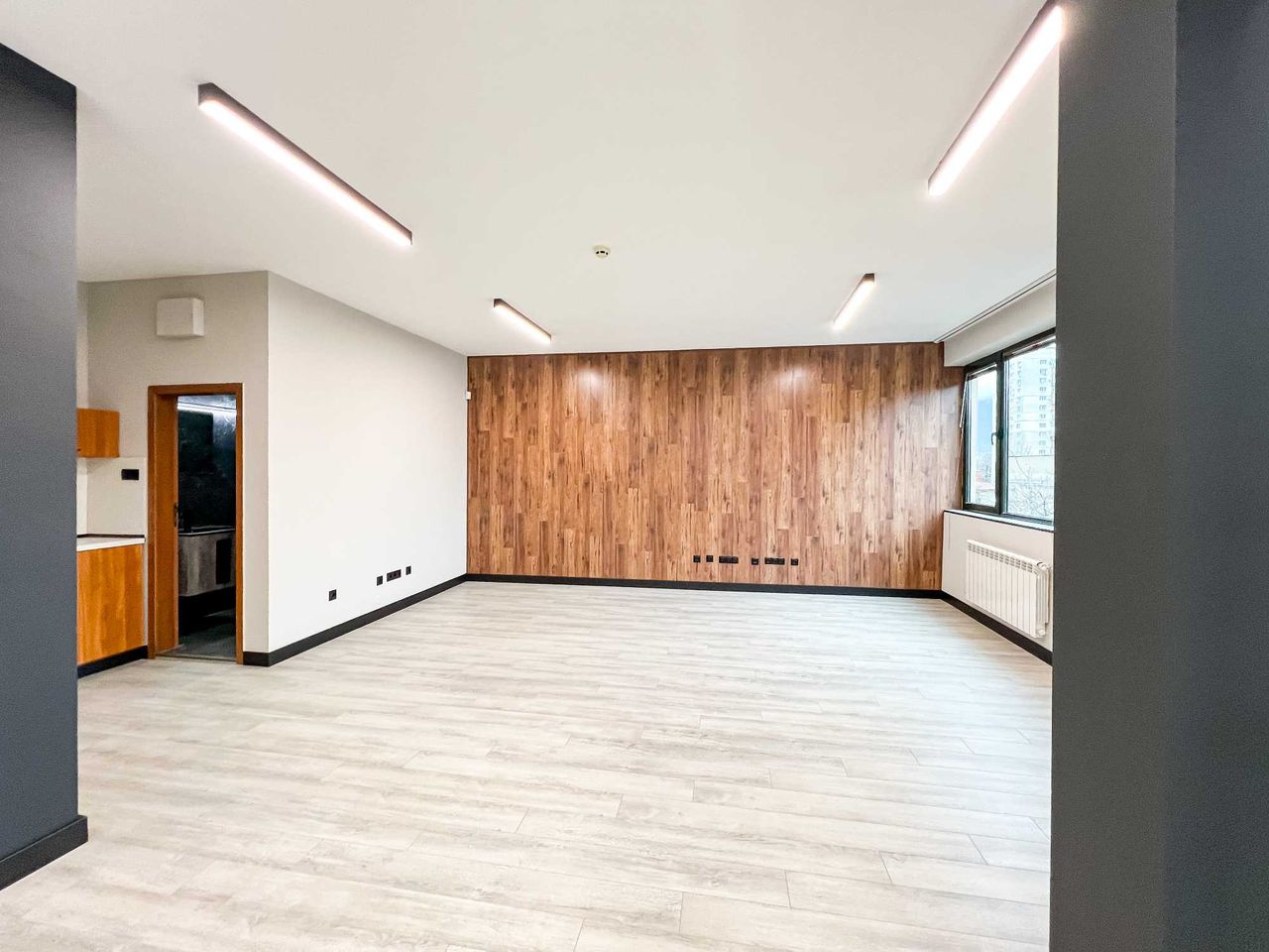 Дава се под наем Офис в София, Лозенец - 106 кв.м за 1180 € - Снимка #5