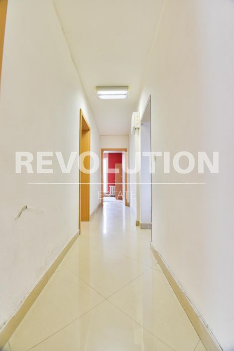 Дава се под наем Четиристаен апартамент в София, Дианабад - 162 кв.м за 920 € - Снимка #7