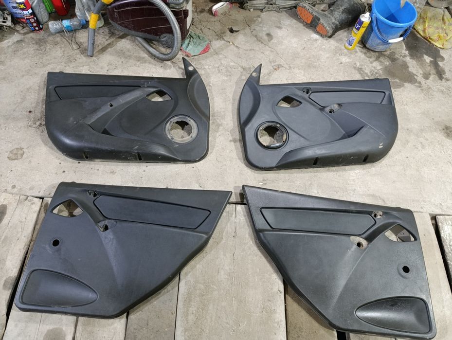 Продам обшивки лада гранта