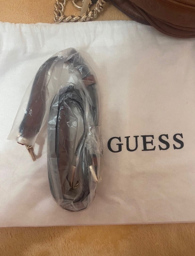 Geanta Guess damă