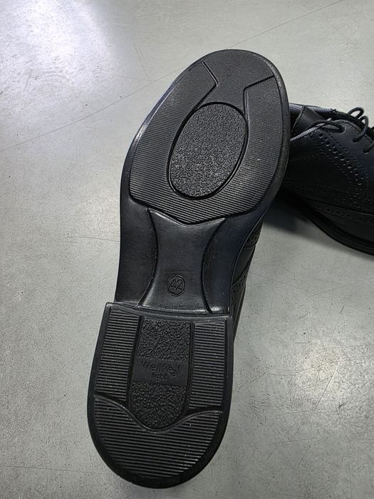 Pantofi protecție cu bot metalic