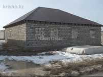 Еркінқала-2 толығымен бітпеген 12×13 өлшемде 5 бөлмелі үй сатылады.