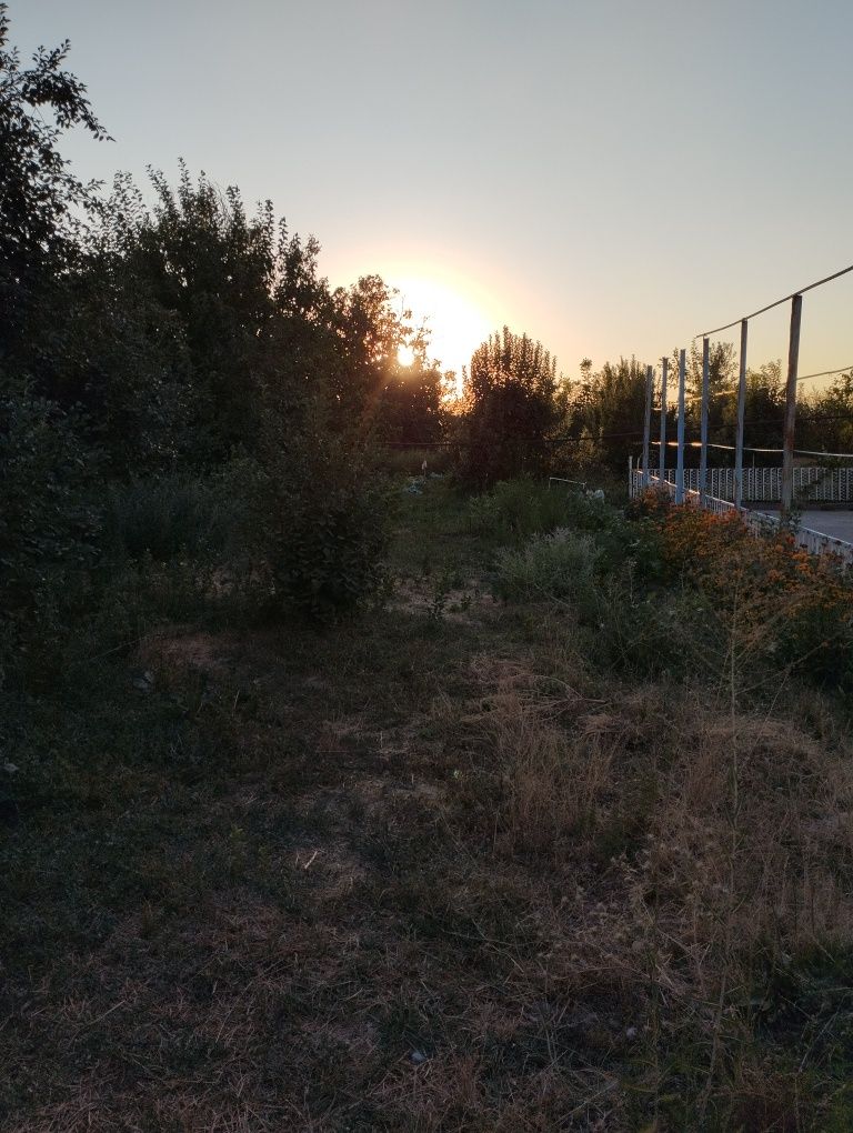 Продаеться участок 6 соток