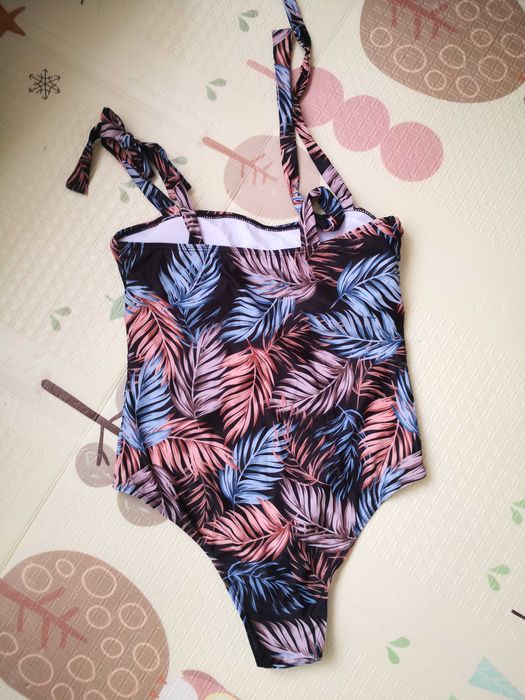 Shein costum baie