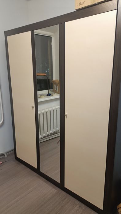 Шифоньер для спальни