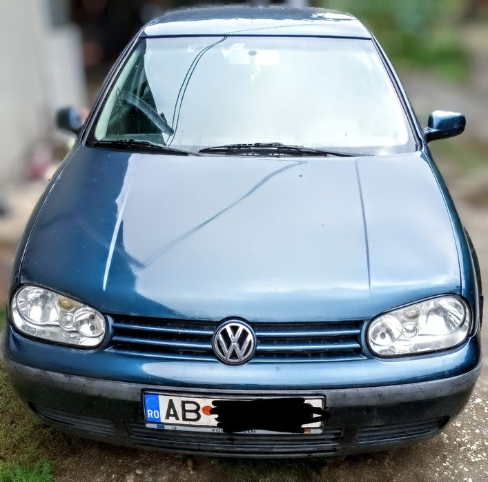 Vând golf IV Edition motor 1.4 benzină 16v. înmatriculat RO