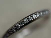 Inel aur 18 K  semi Eternity  Cu diamnate 18 buc