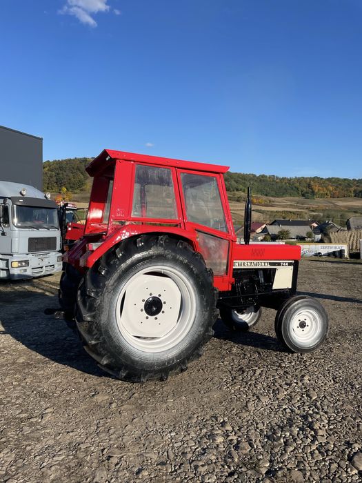Vand Tractor International 744