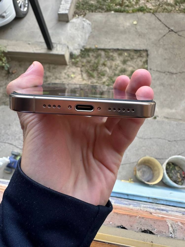 Iphone 16pro max 256gb с гарантии