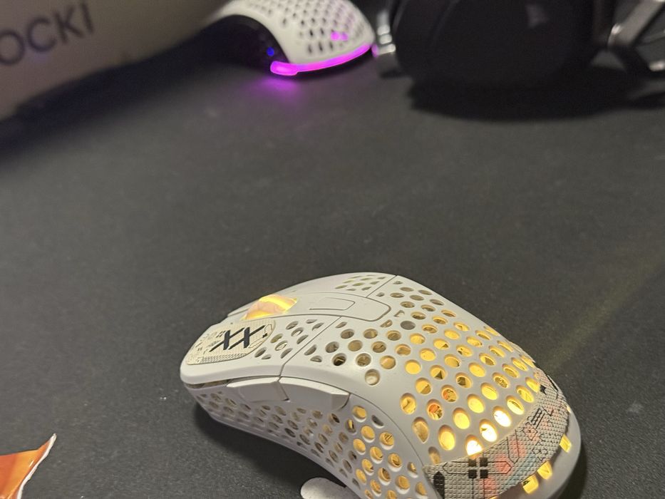 Mouse xtrfy m4w