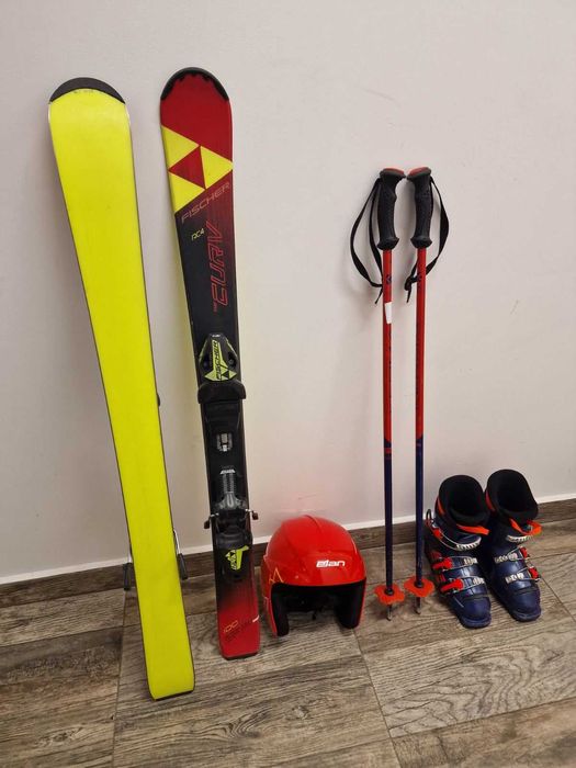 Детски ски комплект (ски, обувки, каска, щеки)