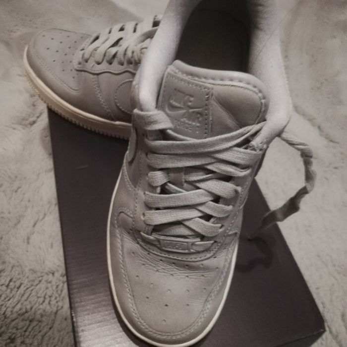 Adidași Nike Air Force 1