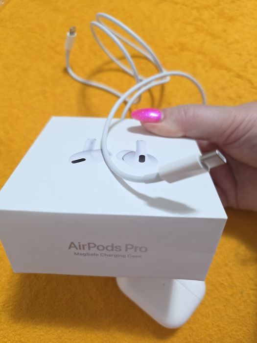 ORIGINAL NOI Casti Apple Airpods Pro (2nd Generation) Carcasa MagSafe