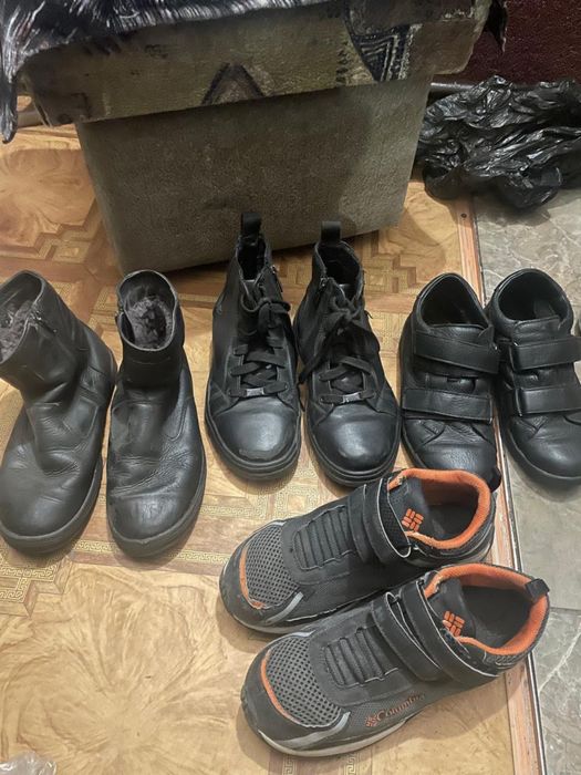 Продам обуви 9,10,11 лет