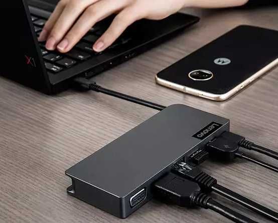 Док-станция Lenovo Powered USB-C Travel Hub