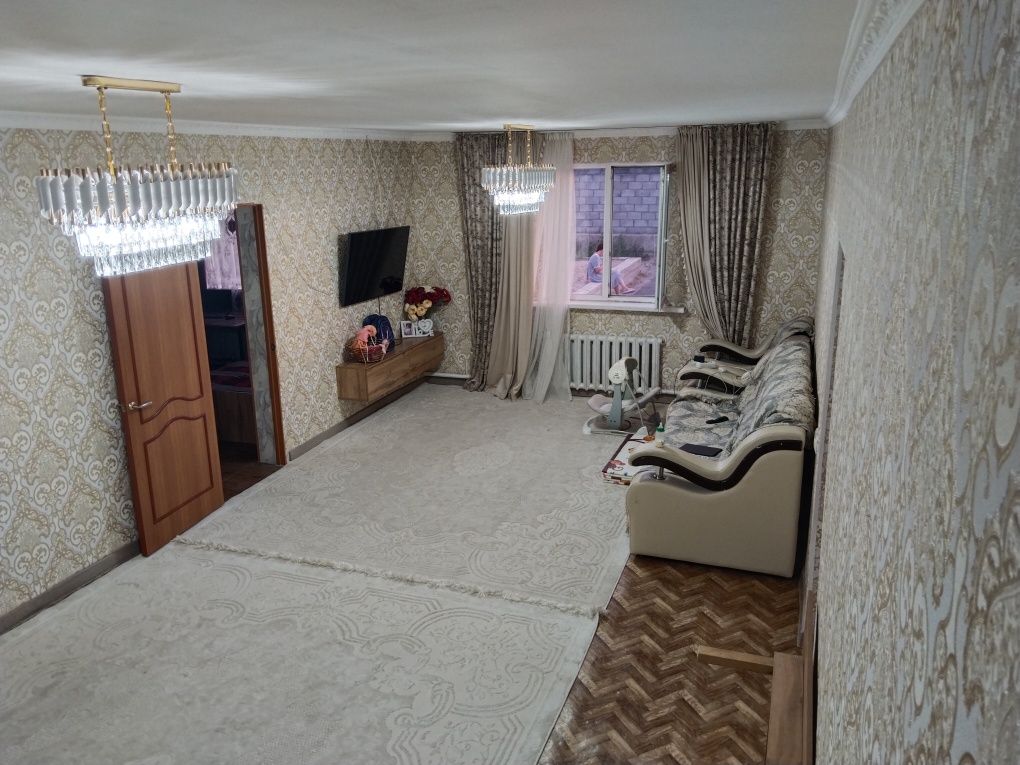 Үй сатылады Продам дом