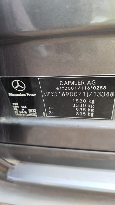 Изключително запазен Mercedes A180 Elegance автоматик