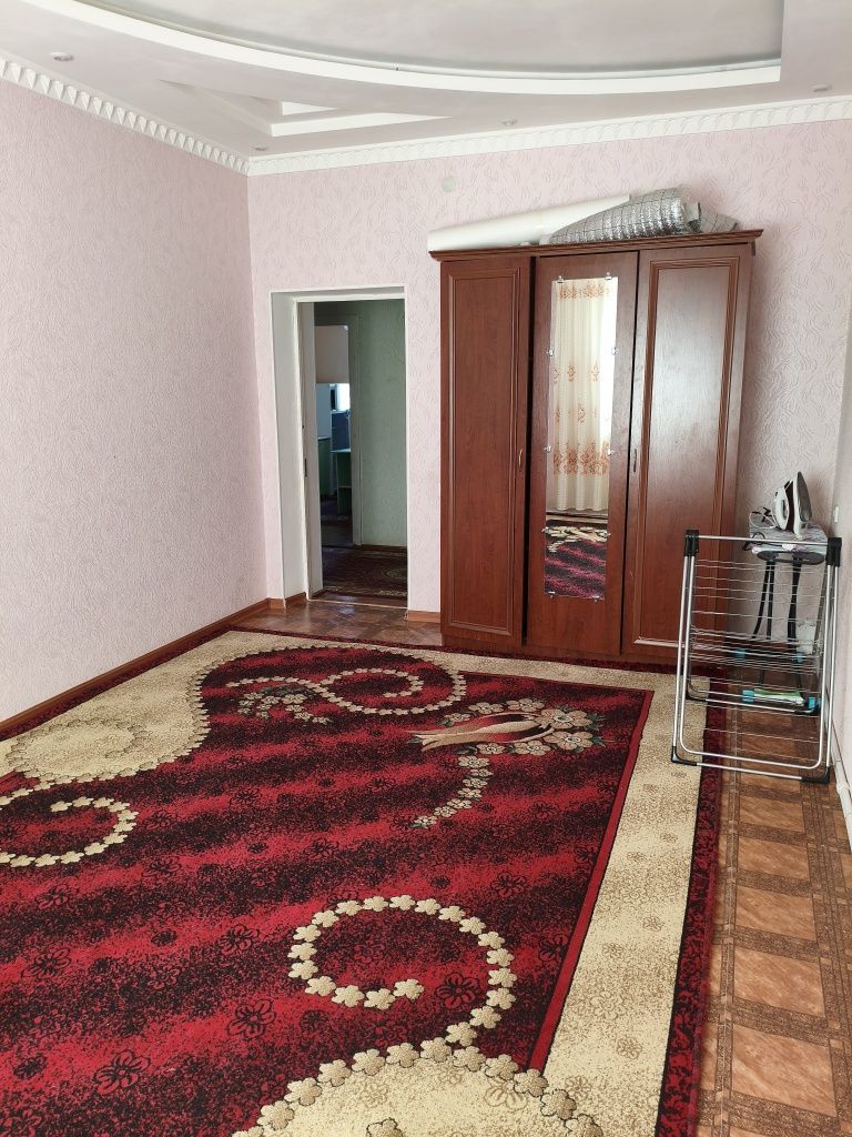 Нукус шаҳрида 3 хонали квартира ижарага берилади