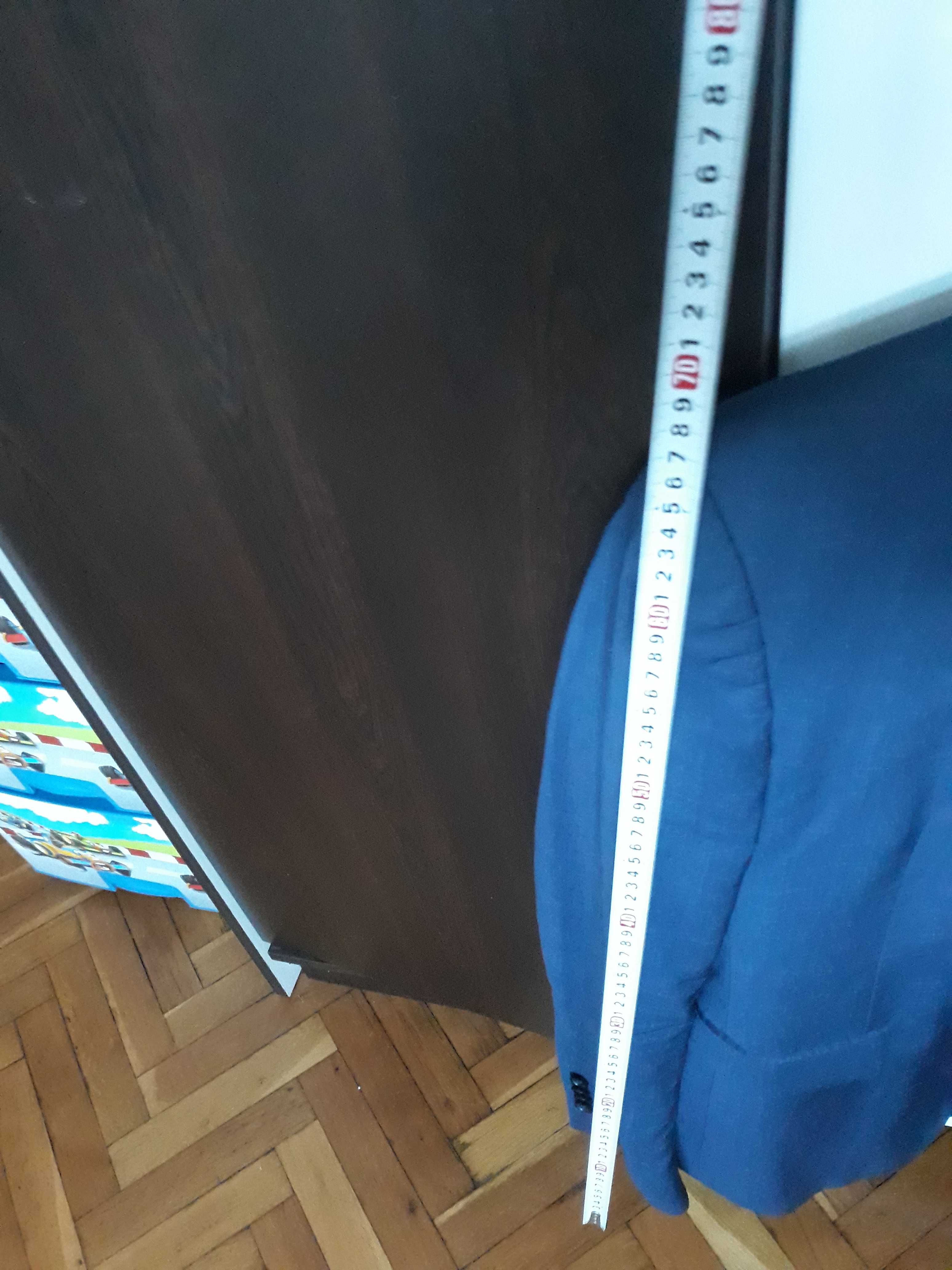 Мъжко синьо сако