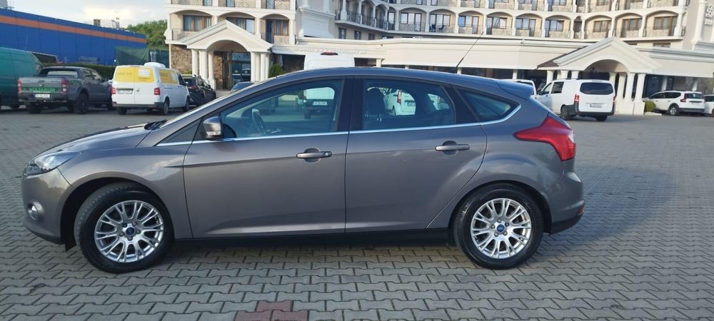 Ford Focus Titanium / 1.6 Benzina Clasic / Impecabil