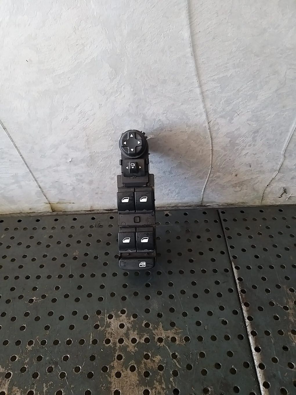 Bloc butoane geamuri oglinzi citroen c5 aircross 1035115900 98319761zd00