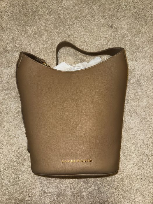 Laura Maxim lotus maxi mocha mousse