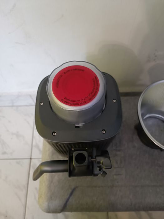 Amaran 150c RGBWW Led студийно осветление