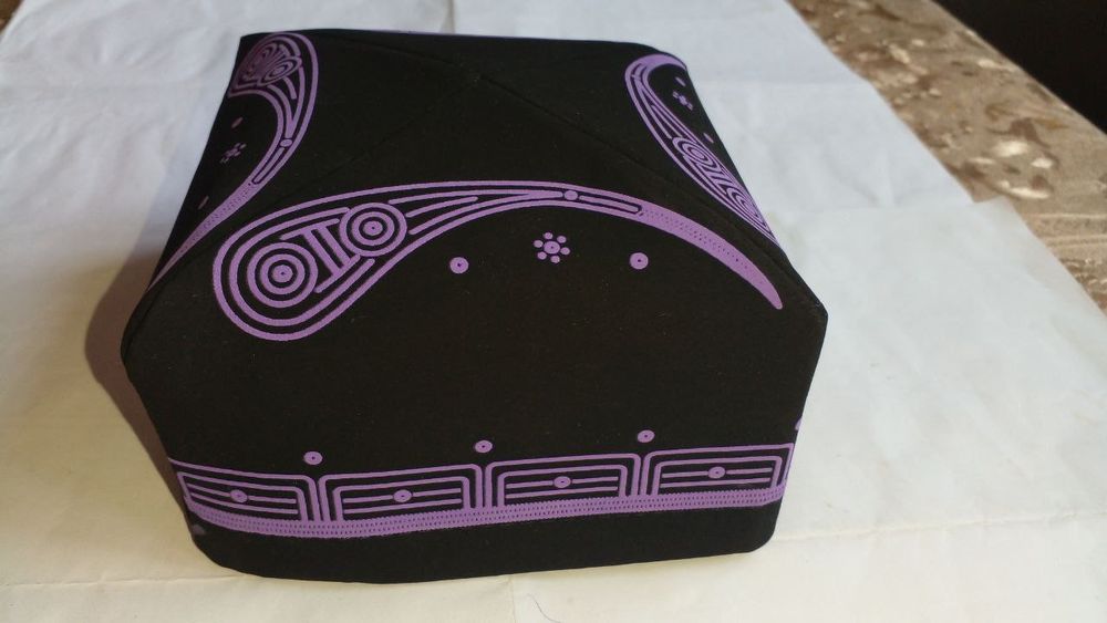 Узбек Миллий дуппилари сотилади