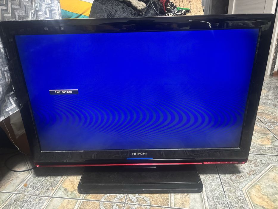 Продам телевизор hitachi