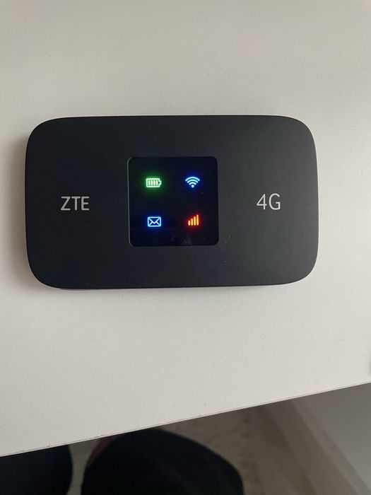 Router 4G Mobil ZTE