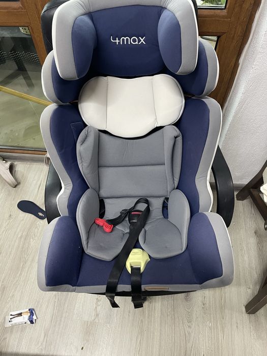 Столче за кола Chipolino Детско столче за кола "4Макс"
