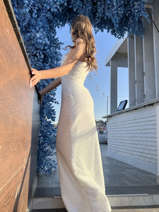 Белое выпускное платье